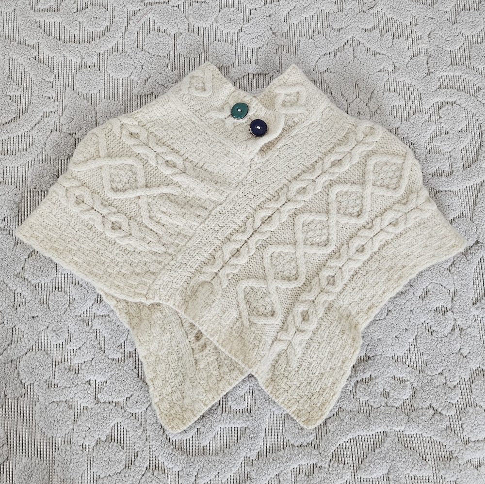 Elegant Traditional Aran Cream Cable Knit Sweater Poncho